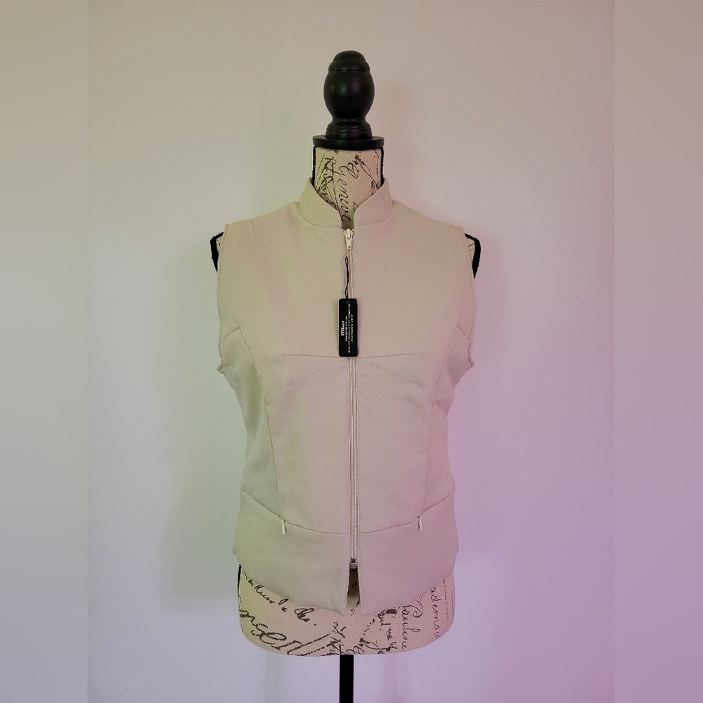 Express Stretch Vest NWT Women's Size 9/10